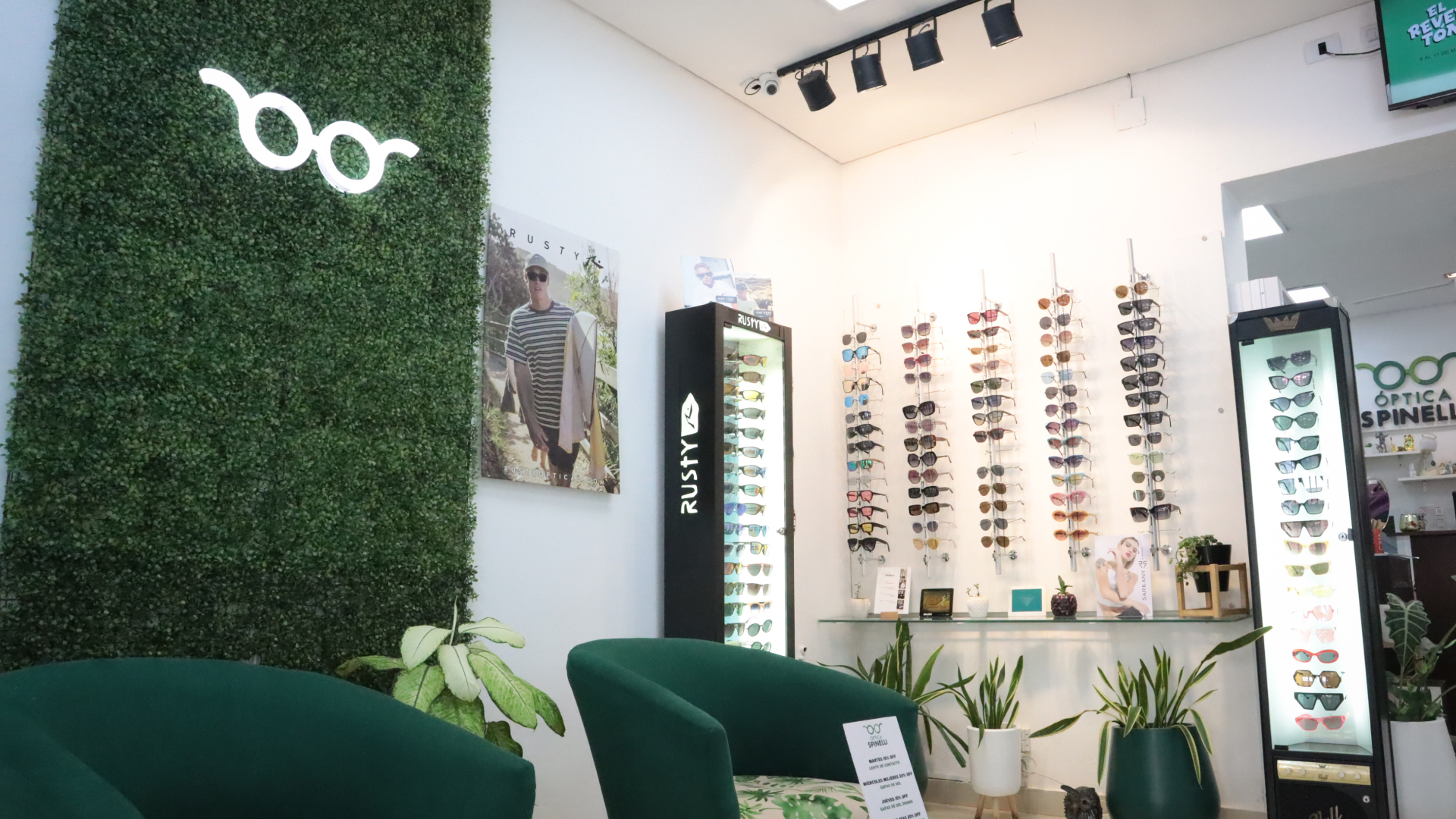 Optica en Posadas Misiones Spinelli anteojos lentes gafas