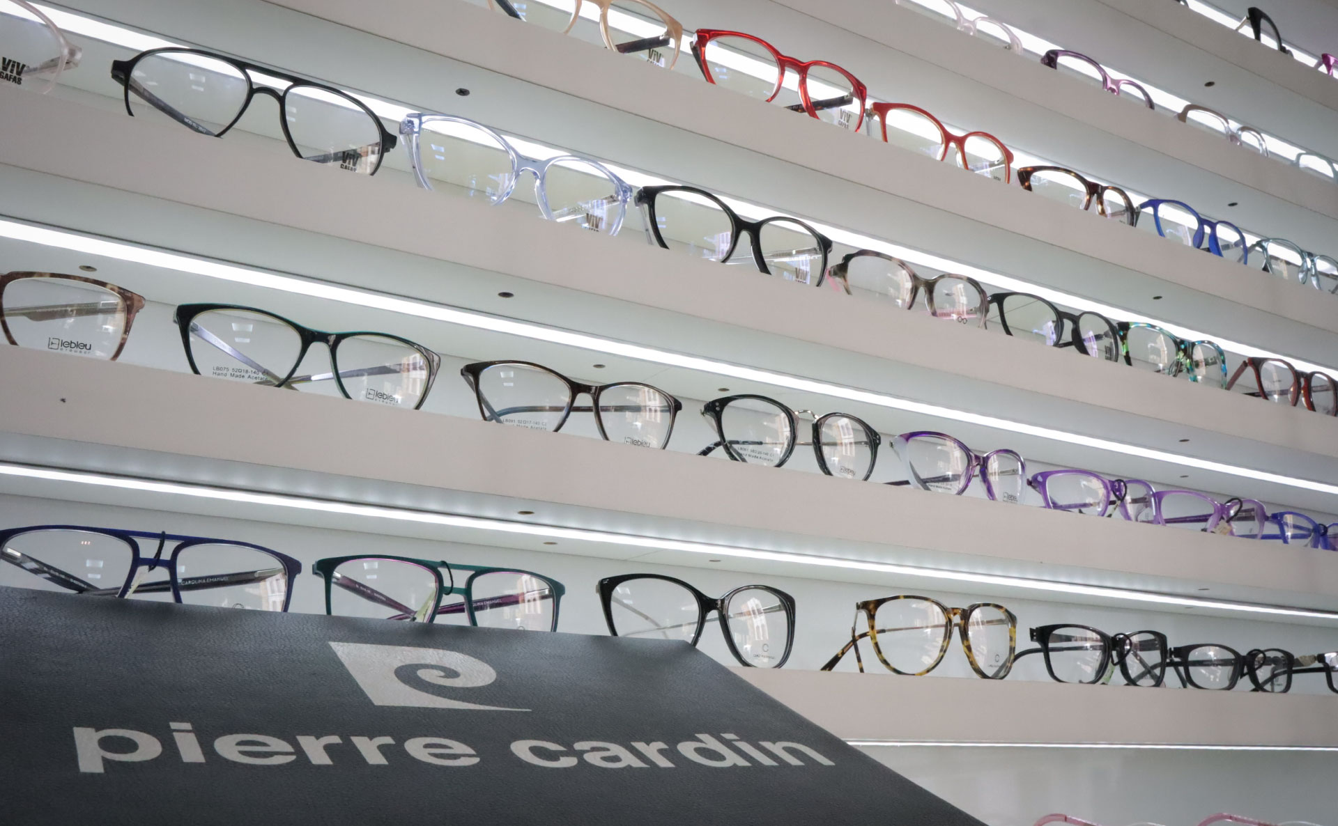 Gafas Anteojos Recetados tecnología mr8 Óptica Spinelli de Posadas Misiones